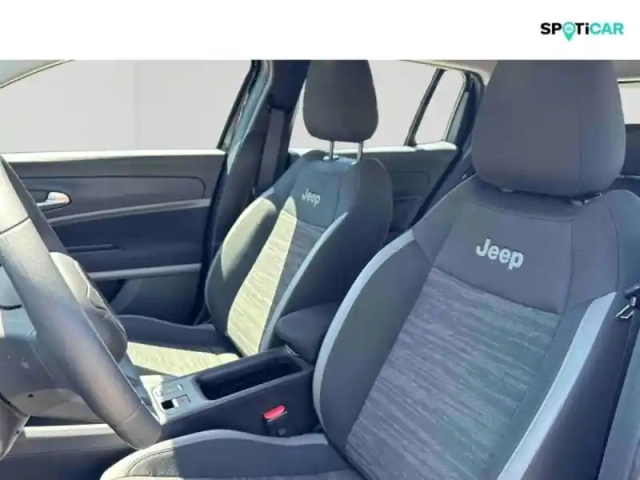 Jeep Avenger electrique 156ch 115kw longitude — photo 11