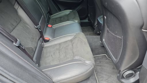 Volvo XC60 2.0 D4 190 Geartronic8 - R-Design – 2018 – 152000 km – Diesel – Boîte Automatique — photo 23