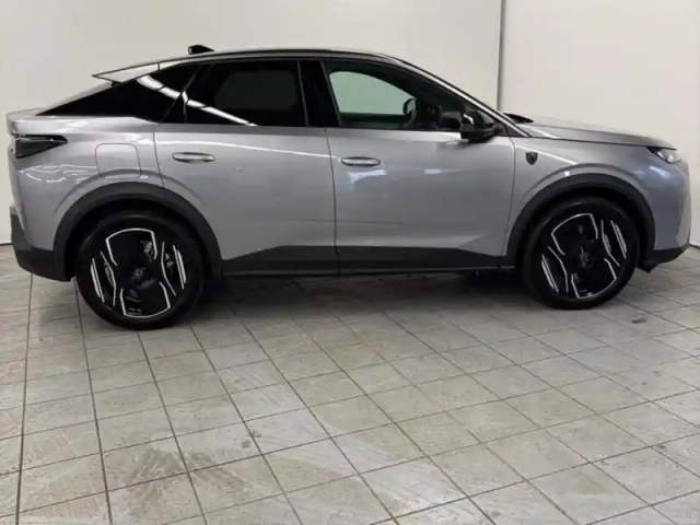 Peugeot 3008 hybride rechargeable plug-in 195ch gt e-dcs7 — photo 13
