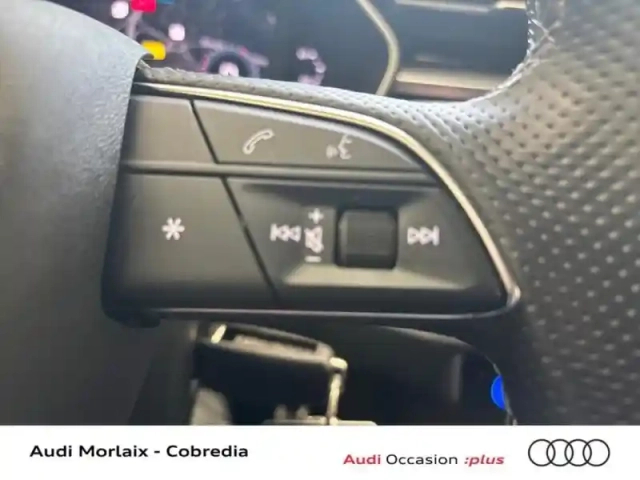 Audi Q3 sportback 35 tdi 150ch s line s tronic 7 — photo 14