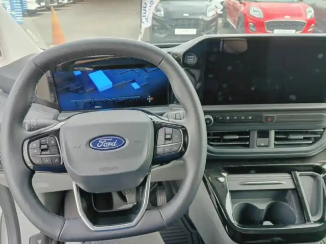 Ford Custom fg 320 l1h1 2.0 ecoblue 170ch multicab limited bva8 — photo 3