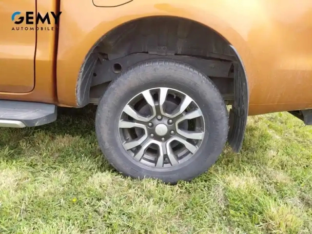 Ford Ranger double cabine 3.2 tdci 200 4x4 — photo 11