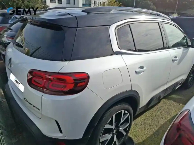 Citroën C5 Aircross hybride rechargeable 225 s&amp;s e-eat8 — photo 21