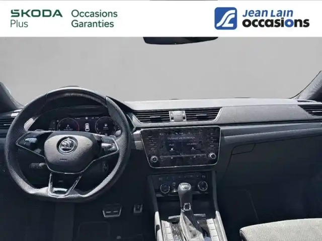 Skoda Superb combi 2.0 tdi 200 scr dsg7 4x4 — photo 3