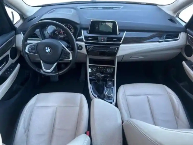 Bmw Serie 2 série 2 activetourer 216i 109ch  luxury — photo 6