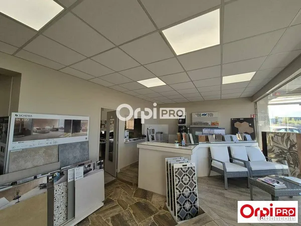 Local d'activité 1 363 m²