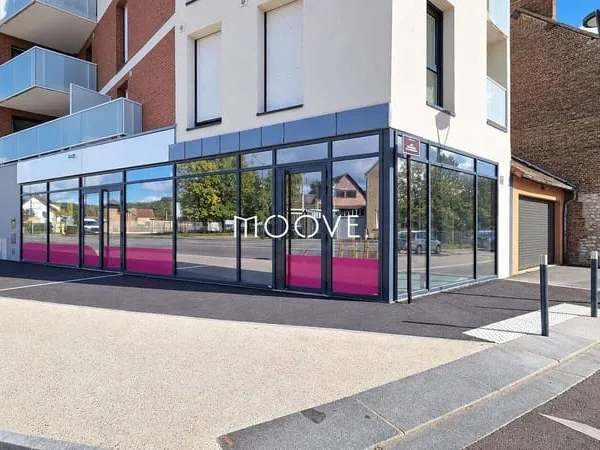 Local commercial 93 m²