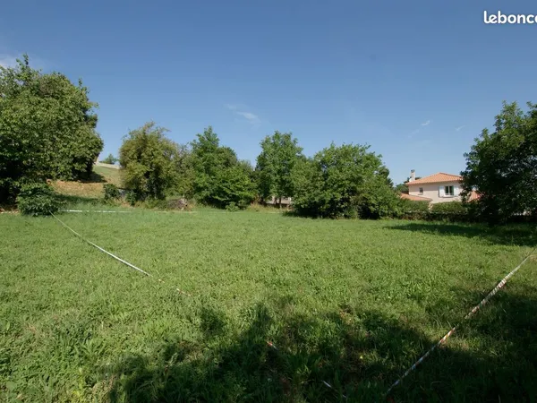 Terrain 425 m² GENAS