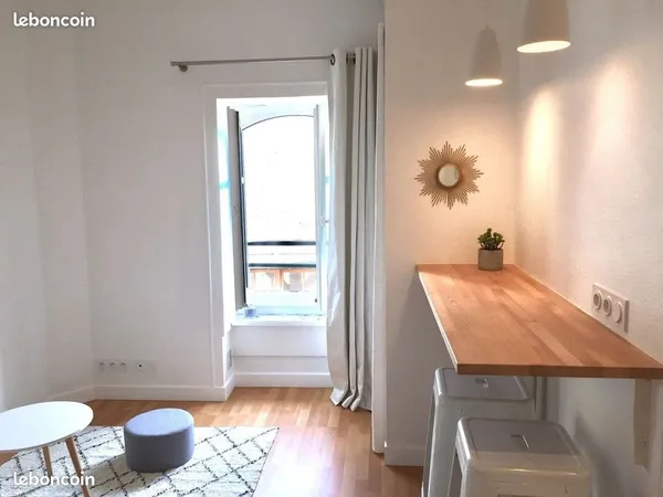 Studio 1 pièce 25 m²