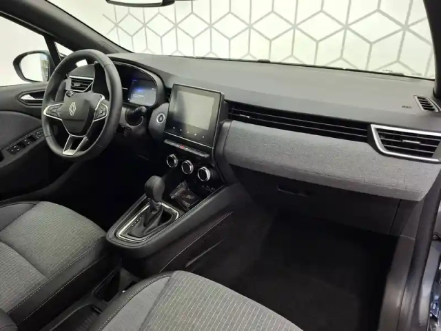 Renault Clio e-tech full hybrid 145 ch gsr2 — photo 19