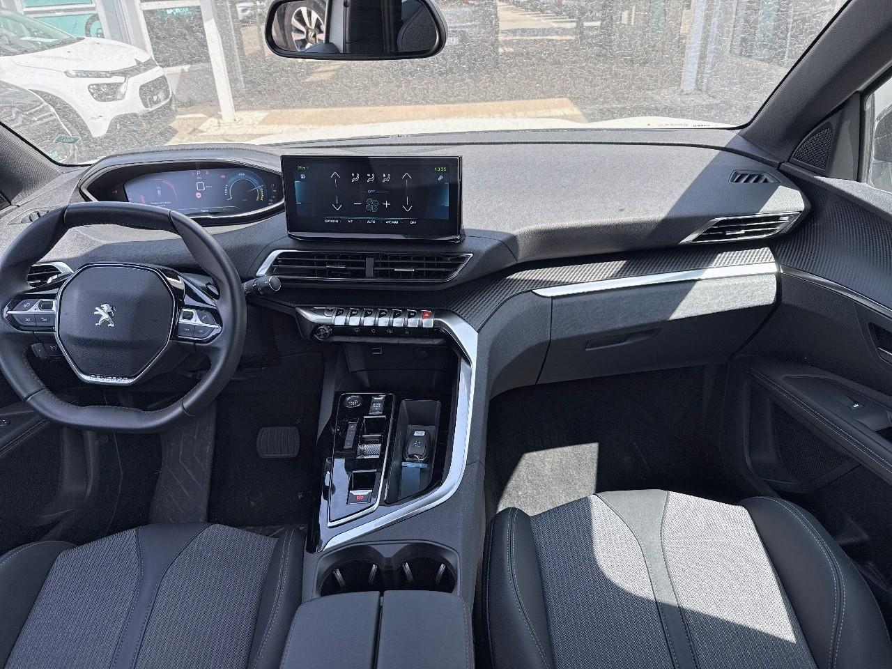 Peugeot 3008 hybrid 180 e-eat8 allure pack — photo 2