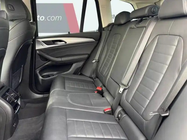Bmw X3 sdrive18d 150ch bva8 — photo 14