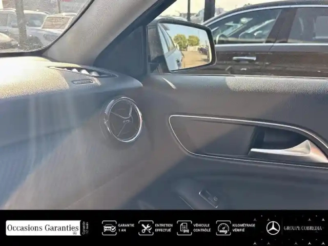 Mercedes Gla 180 122ch intuition euro6d-t — photo 12