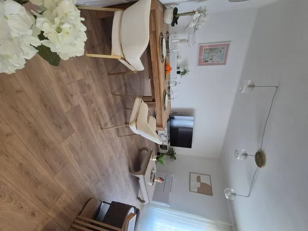 Appartement 1 pièce 63 m²