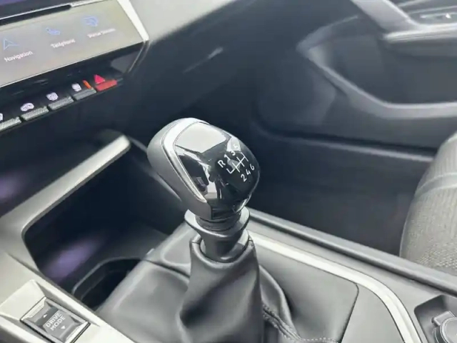 Peugeot 308 sw puretech 130ch s&amp;s bvm6 — photo 34