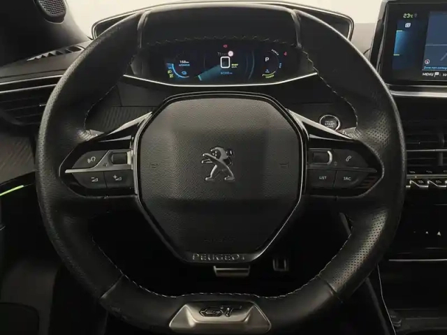 Peugeot 2008 electrique 136 ch — photo 23