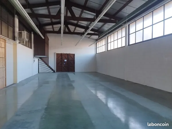 BUREAUX 468 m² SAINT GERVAIS LES BAINS