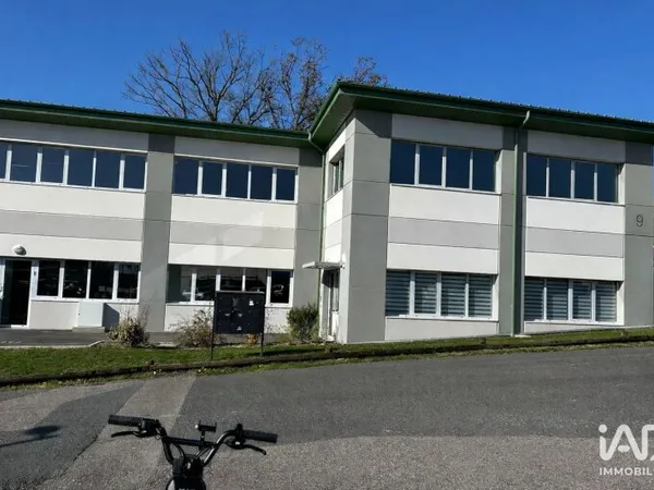 Local commercial 81 m²