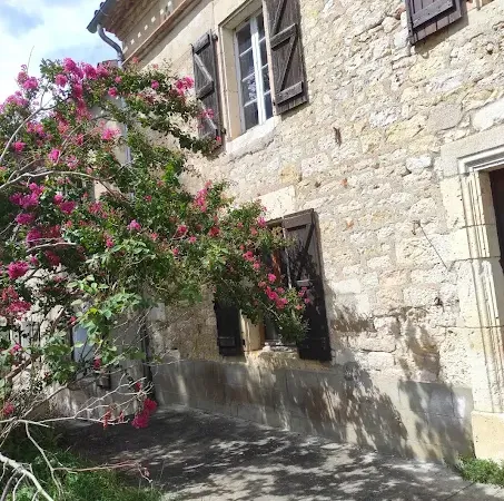 Maison 13 pièces 400 m²