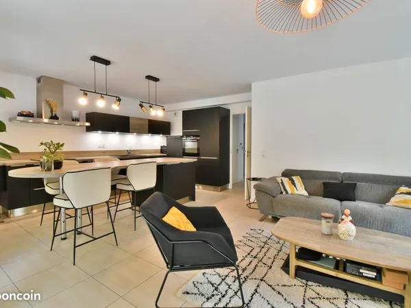 Bayonne :Grand T3 avec 2 TERRASSES