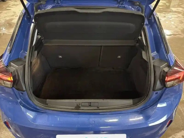 Opel Corsa 1.2 turbo 100 ch bvm6 — photo 9