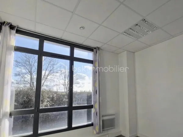 Bureaux 1 pièce 33 m²