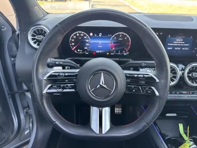 Mercedes Gla 200 d amg line — photo 20