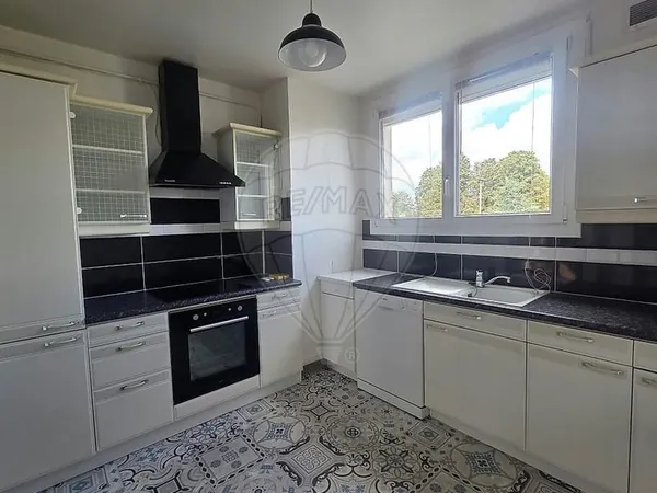 Appartement T3, proche centre-ville et commerces
