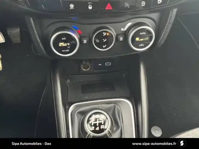 Fiat Tipo cross 1.0 firefly turbo 100 ch s&amp;s — photo 94