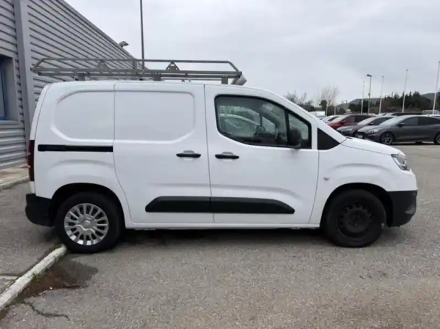 Toyota Proace city medium 100 d-4d business rc21 — photo 4