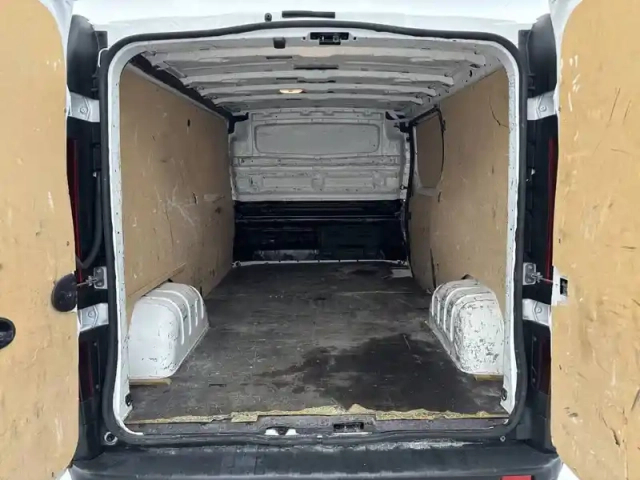 Renault Trafic fgn l2h1 3000 kg blue dci 130 — photo 27