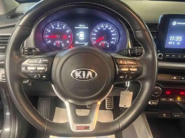 Kia Stonic 1.0 t-gdi 100ch active — photo 13