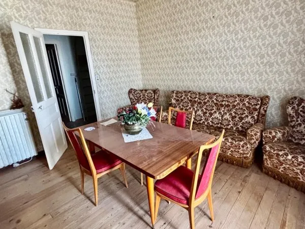 Magnifique appartement de 120 m2 à refaire