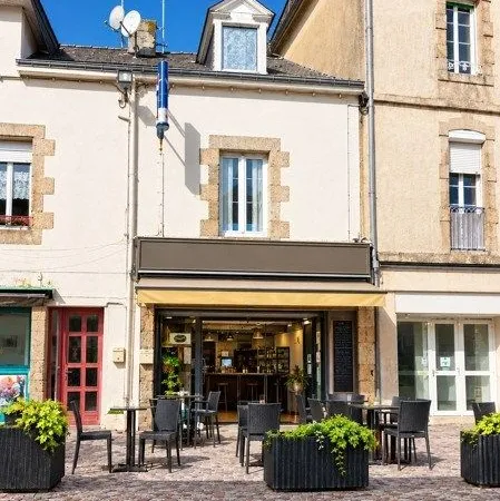 Local 150 m²