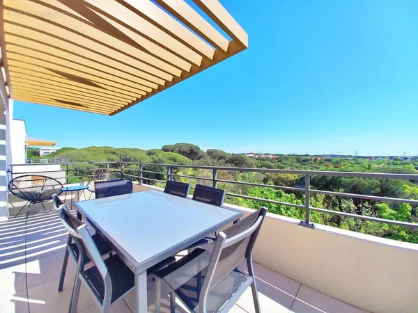 Frejus appartement dernier etage 3 pieces avec terrasse 56m²