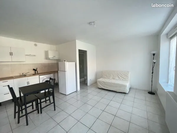 Studio rénové proche Cholet