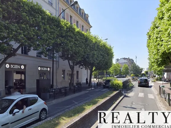 Boutique 800 m²
