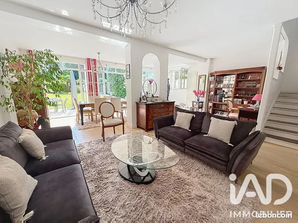 Maison familiale 7 pièces 193 m²