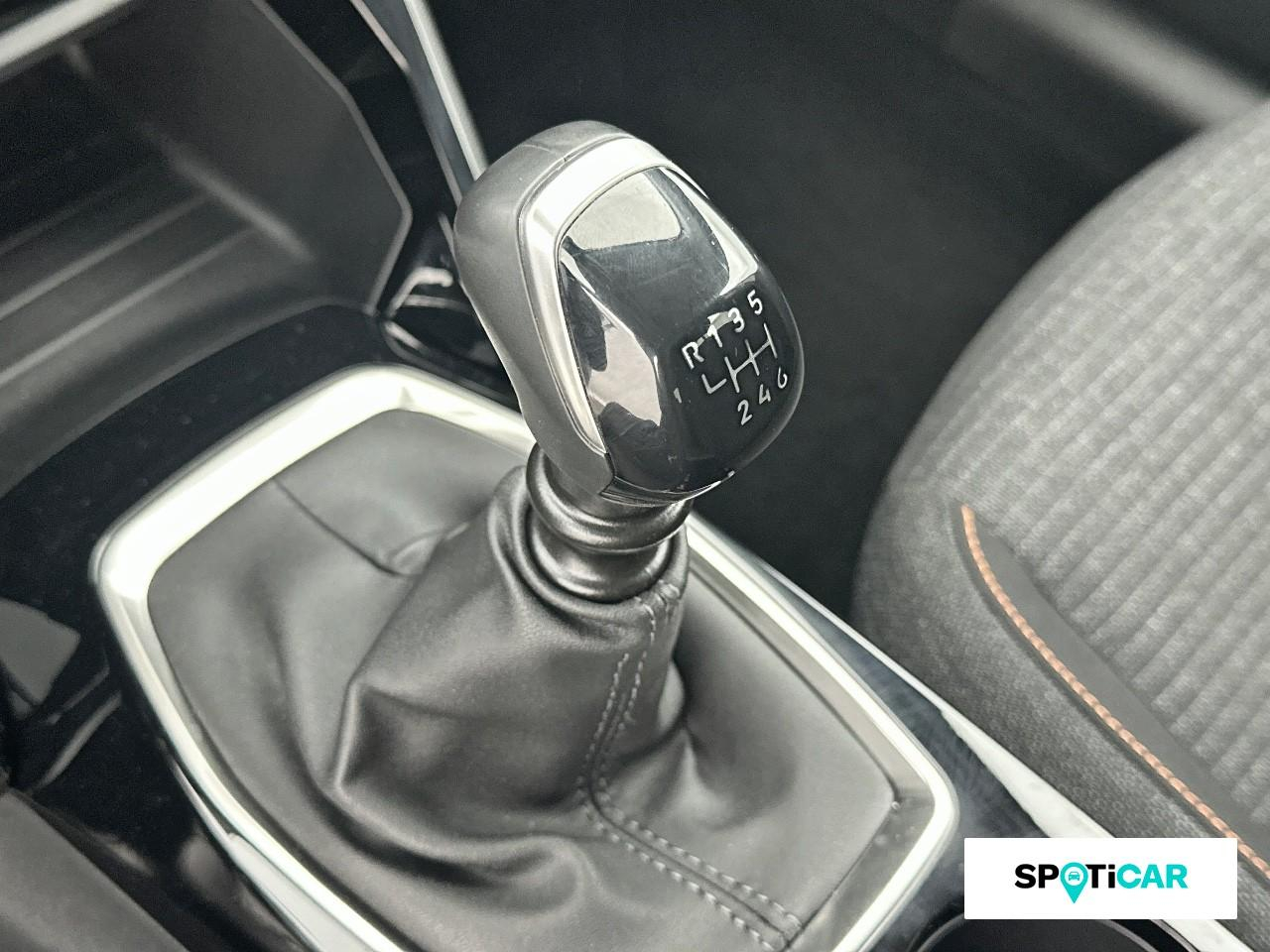 Peugeot 208 1.2 100ch s&s business — photo 14