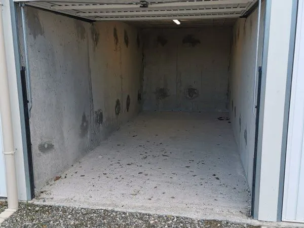 Garage sécurisé box