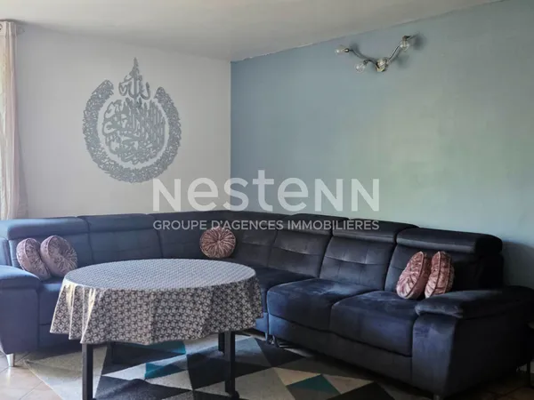 À vendre : Charmant appartement de 3 pièces à Étampes avec un box et une cave.