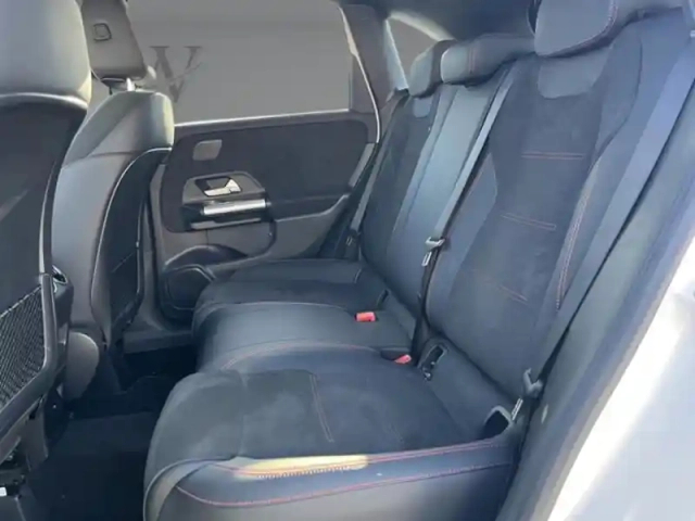Mercedes Classe B 200 d amg line — photo 10