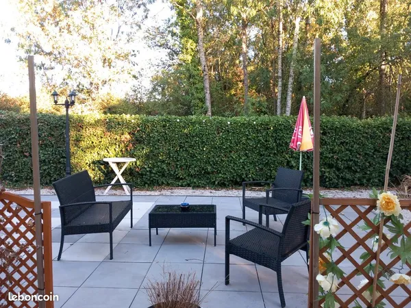 Location appartement T2 avec parking, terrasse et jardin