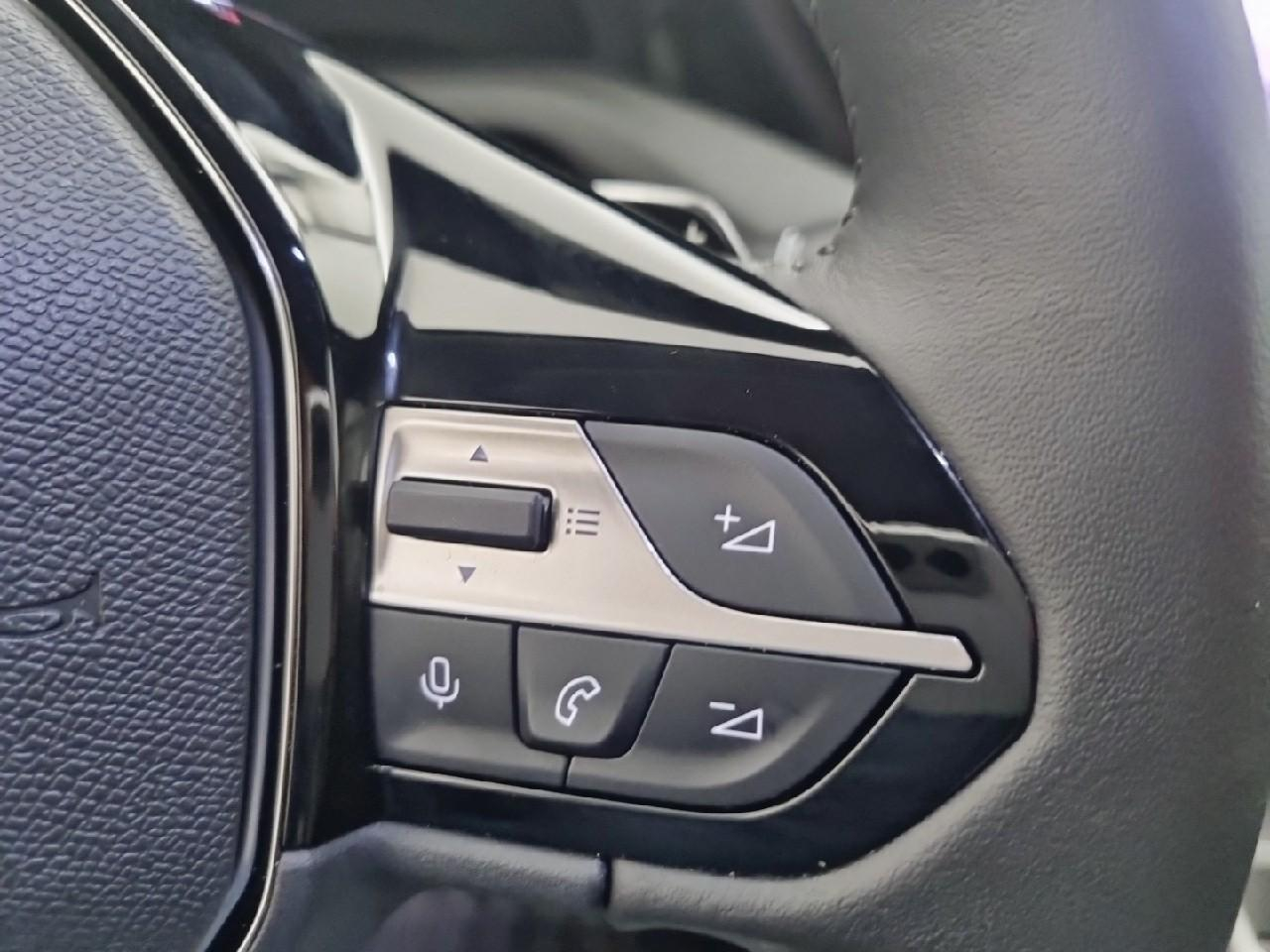 Peugeot 308 puretech 130ch s&s eat8 allure pack — photo 23