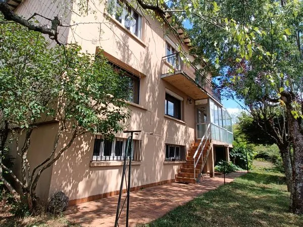 Maison 6 pieces avec sa veranda