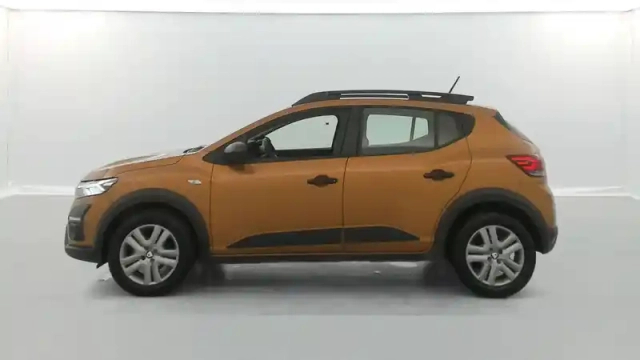Dacia Sandero eco-g 100 — photo 11