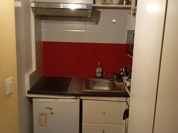 Studio meublé étudiant à louer bas fabron