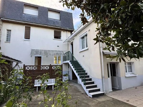 Maison 7 pièces 140 m²