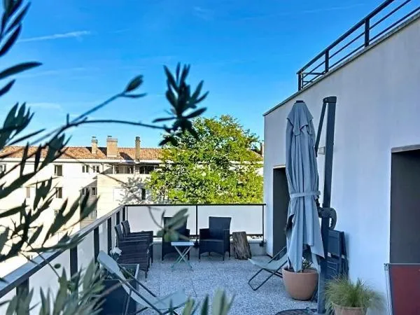 Appartement T4 € 100 m² ? Belcier / Euratlantique