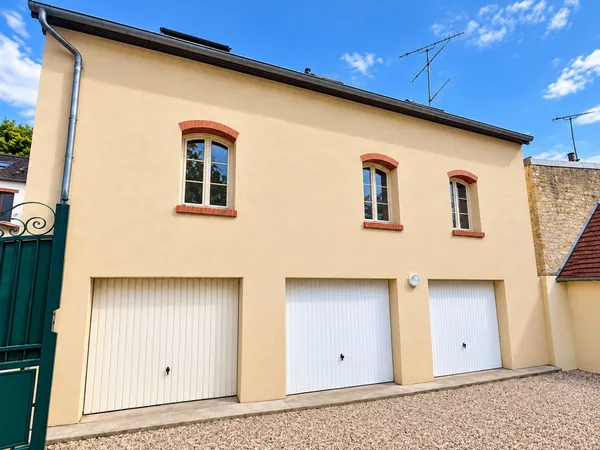 immeuble de rapport 24000€ annuel